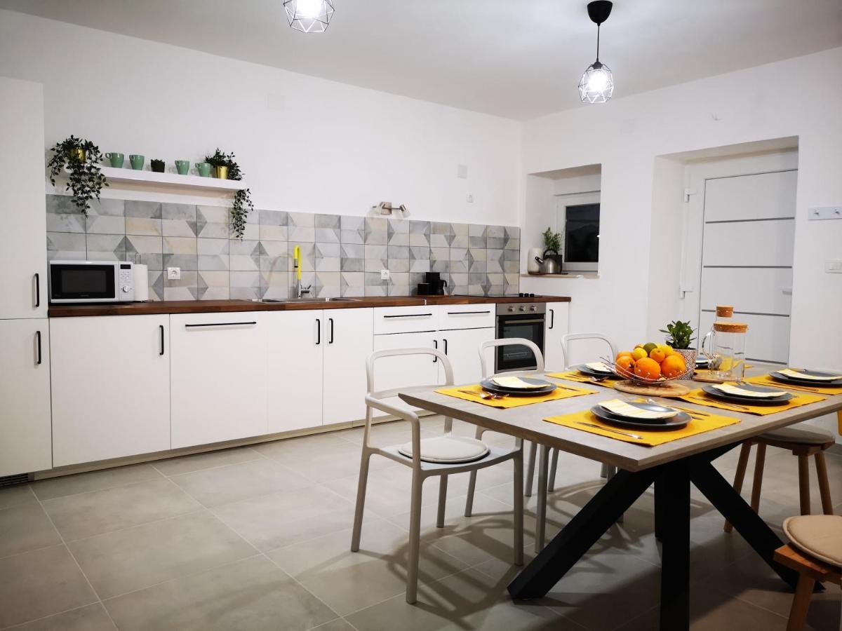 Apartment Sunrise, Coastal Istra, Pula Duga Uvala Pavicini Eksteriør bilde