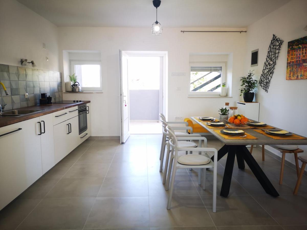 Apartment Sunrise, Coastal Istra, Pula Duga Uvala Pavicini Eksteriør bilde