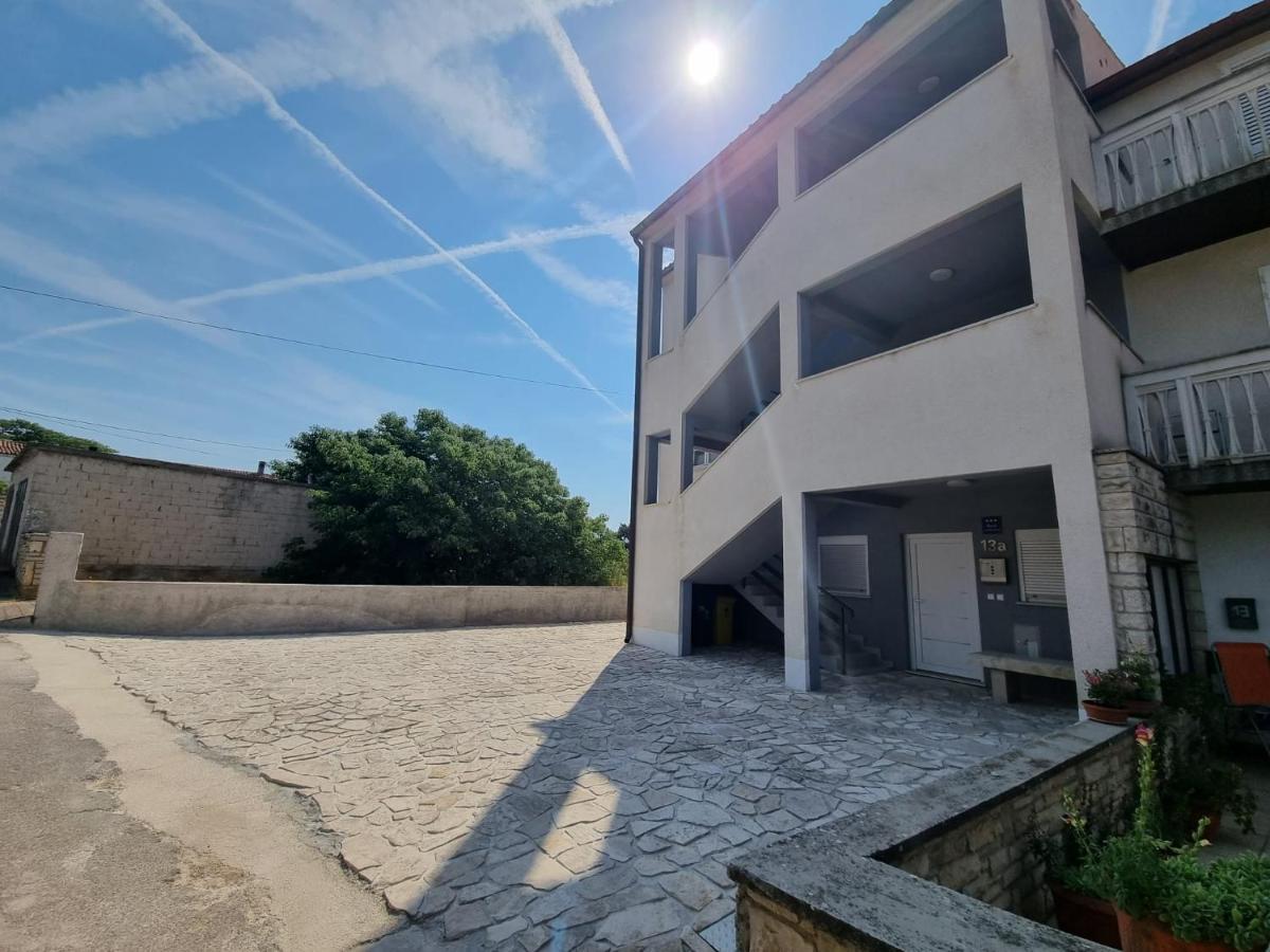 Apartment Sunrise, Coastal Istra, Pula Duga Uvala Pavicini Eksteriør bilde
